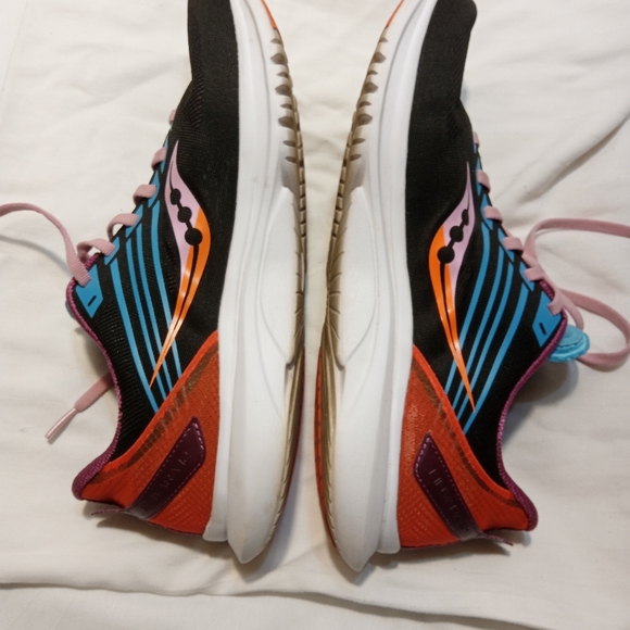 Saucony Kinvara 12 running shoes - Picture 5 of 14